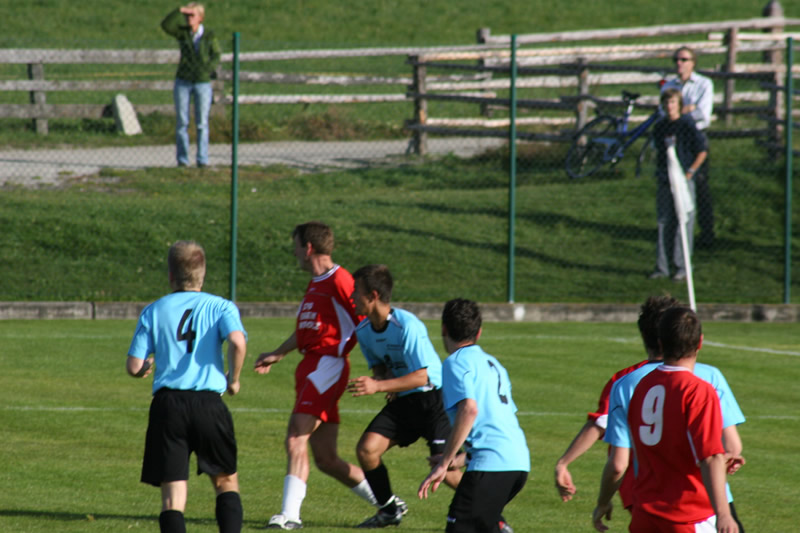 gal/08. Spieltag- SV Reischach-Rasen/2006-10-24 - SVR gg. Rasen-Antholz 019.jpg
